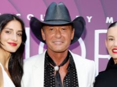 La hija de Tim McGraw y Faith Hill anima a sus padres en un concierto