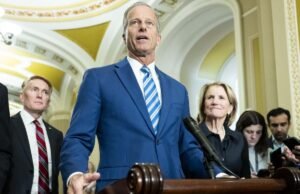 Senadores cobardes del Partido Republicano se van a casa