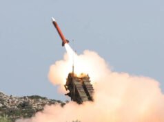 Un funcionario de la OTAN dice que los miembros a menudo no compran armas juntos y eso es un error