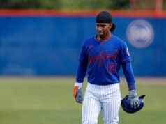 Francisco Lindor de los Mets debuta en los entrenamientos de primavera después de una cirugía en la mano en febrero