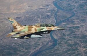 El ataque de las FDI ‘desmanteló’ el cuartel general naval del CGRI en Teherán la semana pasada, confirma el ejército