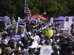 La izquierda AMA a los reyes, aquellos con (D) después de su nombre