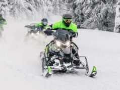 Arctic Cat presiona el botón de la nostalgia con su línea de motos de nieve 2027