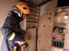 Tres mujeres palestinas mueren cuando restos de un misil impactan en un salón de belleza en Cisjordania