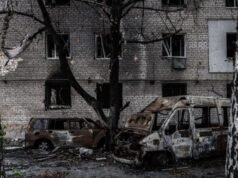 Los drones rusos hieren a muchas personas en Ucrania; Barco chocado cerca de Odessa