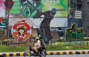 Pakistán pide a los aficionados al cricket que no viajen para asistir a los partidos mientras la guerra en Oriente Medio empeora la crisis del combustible