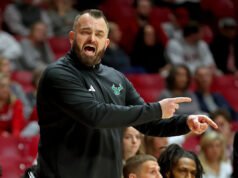 Providence contrata a Bryan Hodgson de la USF como nuevo entrenador en jefe de baloncesto masculino