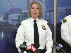 Se vinculan niñas encontradas muertas en maletas, se interroga a persona