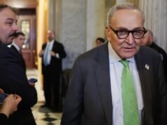 La estrategia de cierre de Chuck Schumer se vuelve cada día más riesgosa