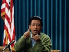 ¿Y usted, Chávez? Entonces cae, César; #metoo golpea a un héroe en el lugar de trabajo