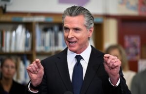 Newsom debería luchar más duro contra los impuestos multimillonarios