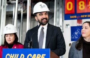 Las mejores escuelas de Nueva York están eliminando a los niños pobres con tarjetas centenarias