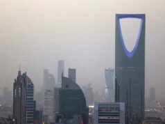 Riad se convierte en centro de tránsito para ricos preocupados que huyen del Golfo