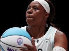 La estrella de la WNBA Arike Ogunbowale arrestada por supuestamente golpear a un hombre en el club