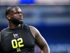 El ex DT de Florida Caleb Banks, potencial selección de primera ronda, se rompe el pie en el Combinado de la NFL: informe