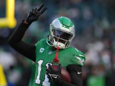 Con los Broncos intercambiando por Jaylen Waddle, ¿qué impide que los Eagles intercambien a AJ Brown? Aquí están las posibilidades