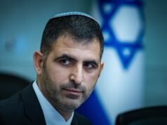 El Tribunal Superior conoce de peticiones relativas a comunicaciones. Gestión del consejo KAN por el ministro Karhi