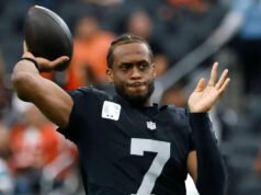 Los Raiders planean liberar al mariscal de campo Geno Smith después de una temporada antes del Draft de la NFL