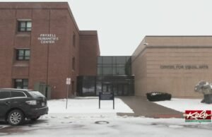 Cómo las mentes jóvenes locales siguen las noticias sobre la guerra de Irán