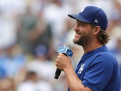 Clayton Kershaw se une a la directiva de los Dodgers como asistente especial