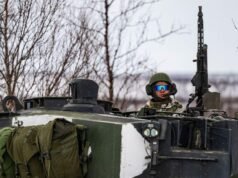 Finlandia planea levantar la prohibición de décadas de albergar armas nucleares