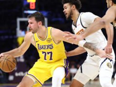 Luka Dončić realiza un tiro salvaje para llevar a los Lakers a superar a los Nuggets en la prórroga