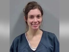 Detenida una mujer por orinar en los muebles de dos Airbnbs