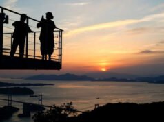 De isla en isla por el hermoso mar interior de Seto en Japón