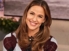 Jennifer Garner usa esta botella de agua Stanley de $ 35 en el set