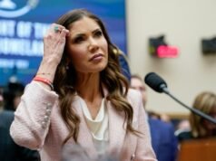 La ‘perra egoísta de la gloria’ Kristi Noem obtuvo lo que se merecía