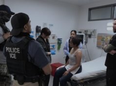 “‘The Pitt ‘muestra a ICE en una sala de emergencias “. Así sucede en la vida real.