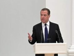 Medvedev anuncia el reclutamiento de 127.000 soldados bajo contrato en 2026