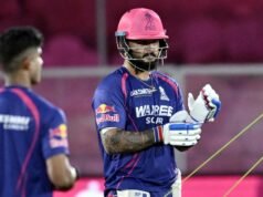 “Está bateando muy bien, sólo necesita encadenar algunas carreras más” – Sangakkara no le quita el sueño por la mala forma de Parag