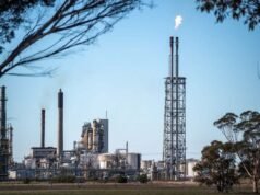 Un incendio en una de las dos refinerías de petróleo de Australia afecta la producción de combustible