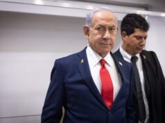 El equipo legal del presidente invita a la fiscalía y la defensa a negociaciones preliminares sobre un acuerdo de culpabilidad