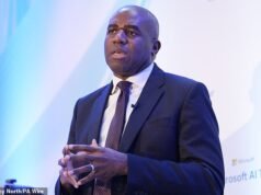 Se revela una nueva broma en la prisión: el criminal estuvo huyendo durante 579 DÍAS después de ser liberado por error, mientras que en otra prisión ‘se confundieron padre e hijo con el mismo nombre’