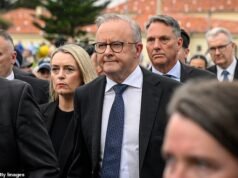 Indignación por la flagrante omisión de Albo en el mensaje de Pascua a los australianos: ‘Sólo una carta para la gente que odias’