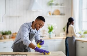 Respirar productos de limpieza comunes puede causar daños a la salud más graves que beberlos accidentalmente