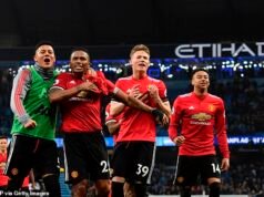 Un equipo de fútbol fuera de la liga formado por ex jugadores de la Premier League ficha al ícono del Man United