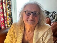 Mujer transgénero afirma que la iglesia se negó a bautizarla a menos que “usa pantalones y se deja crecer la barba”