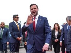 Conversaciones de paz con Irán en marcha mientras Trump promociona los suministros de petróleo de Estados Unidos y menciona “alternativas” al bloqueo del Estrecho de Ormuz