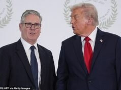 STEPHEN GLOVER: Trump finalmente obligó a Starmer a congelar su vergonzoso acuerdo con Chagos. Ahora el Primer Ministro debe tirarlo a la basura, para siempre.