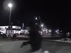 Un video dramático muestra al segundo tirador que abrió fuego en Chick-fil-A alejándose de la escena de terror