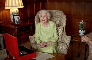 Fotógrafo real comparte lo que realmente sucedió detrás de la icónica foto del funeral de Kate Middleton