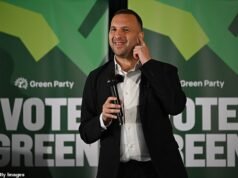 La población del Reino Unido ‘aumentaría a 4,4 MILLONES bajo el Partido Verde’