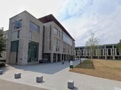 Los estudiantes reciben advertencias de activación. Sus cursos contienen una mención al chocolate en el nuevo despertar.