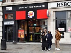 Burger King promete capear la crisis económica con 30 nuevas aperturas en el Reino Unido este año, aunque ha enfrentado costos más altos en medio de una inflación creciente y aumentos salariales.