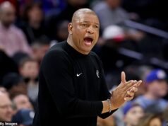 El entrenador de los Bucks, Doc Rivers, deja Milwaukee después de una temporada brutal y preguntas sobre el futuro de Giannis Antetokounmpo
