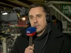 Gary Neville nombra a los cinco mejores centrocampistas de la Premier League MUY diferentes del ‘sesgado’ Jamie Carragher