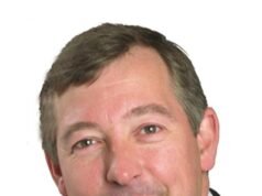 ¡FMH para ahorrar combustible! Los sindicatos deberían alentar a los trabajadores a quedarse en casa en medio de una escasez inminente, dice el exjefe de BP, mientras los precios promedio del diésel y la gasolina dejan de aumentar por primera vez en más de 40 días.